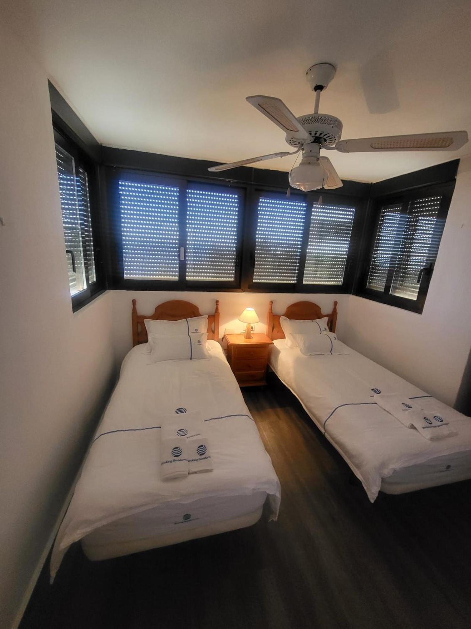 Trinisol II Private Apartments With Sea View Бенидорм Экстерьер фото